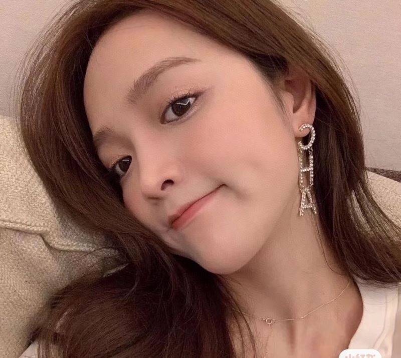 Ch**el earrings